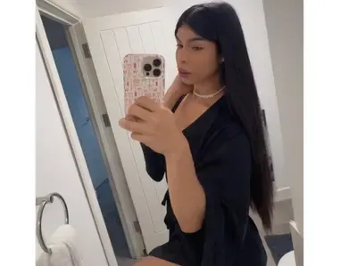 Júlia – Ts Escort Swansea