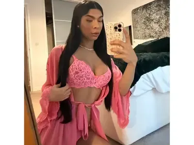 Júlia – Ts Escort Swansea