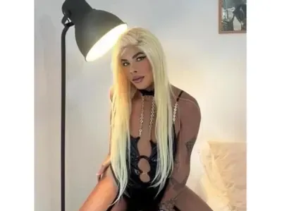 Naomi – Ts Escort Derby